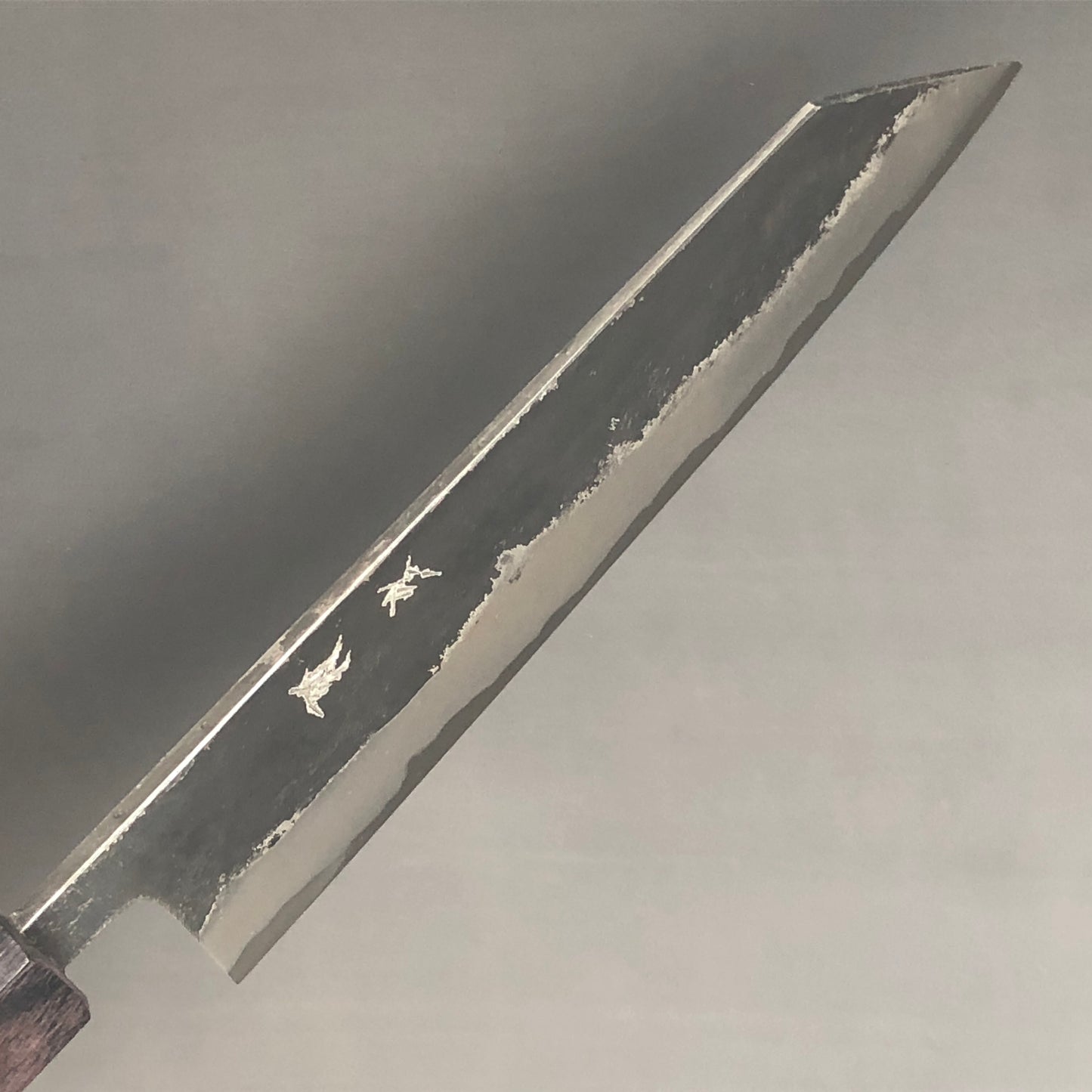 Kiritsuke Kurouchi 180 mm (7.1 in) Aogami Super Walnut Octagonal Double-Bevel