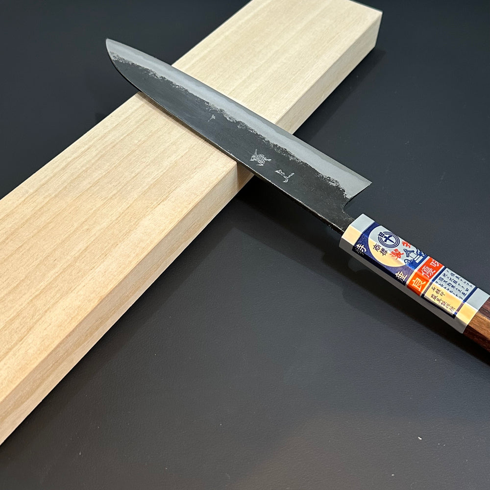 
                  
                    Gyuto 210mm (8.2 in) Blue#S
                  
                