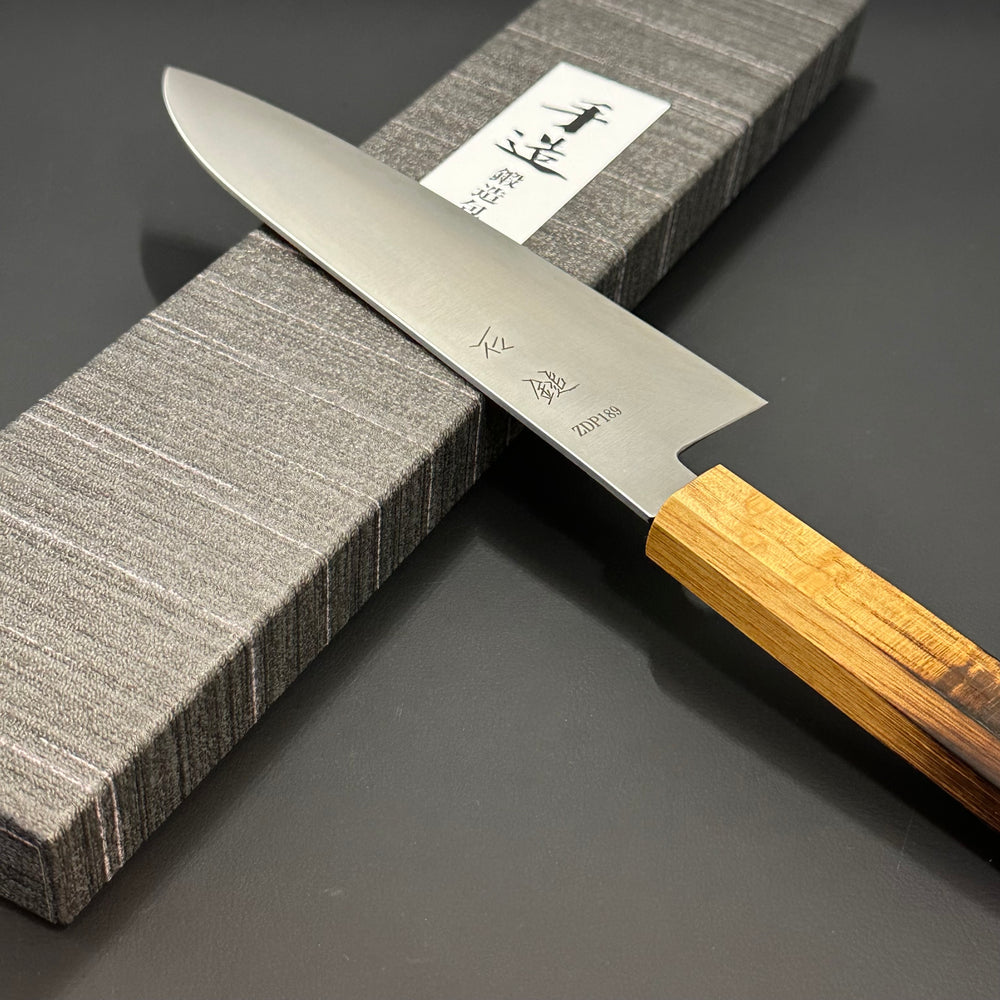 
                  
                    SC Santoku 180mm (7.1 in) ZDP189
                  
                