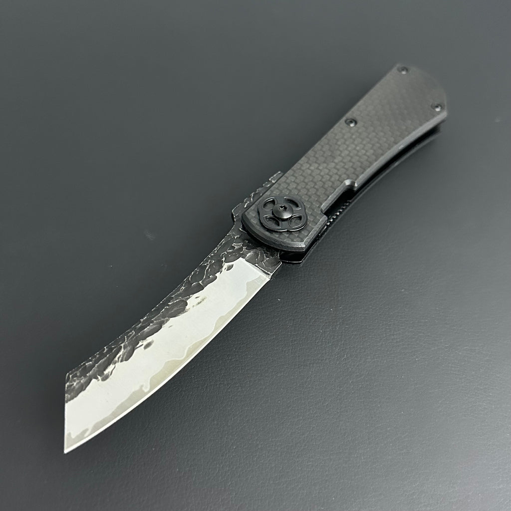 Minokami Folding Knife AUS10 Stainless Steel Damascus Carbon Fibre Handle