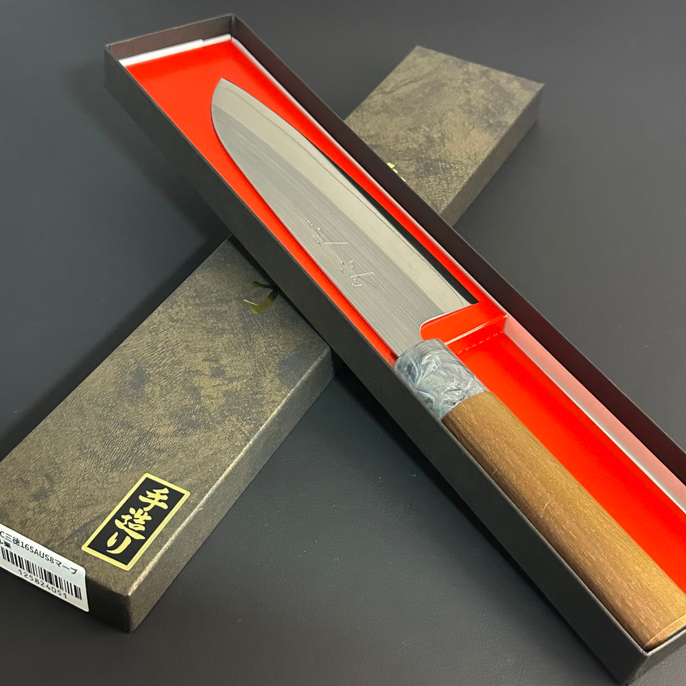 
                  
                    Santoku 165mm (6.5in) AUS8 Stainless Steel Polished Double-Bevel
                  
                